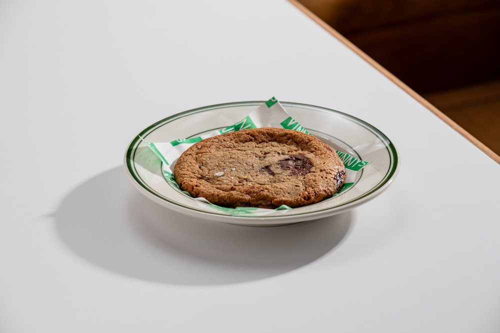 chocolate chip cookie